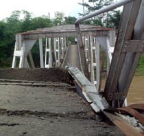 Jembatan di Tulungagung Putus, 2 Kecamatan Terganggu